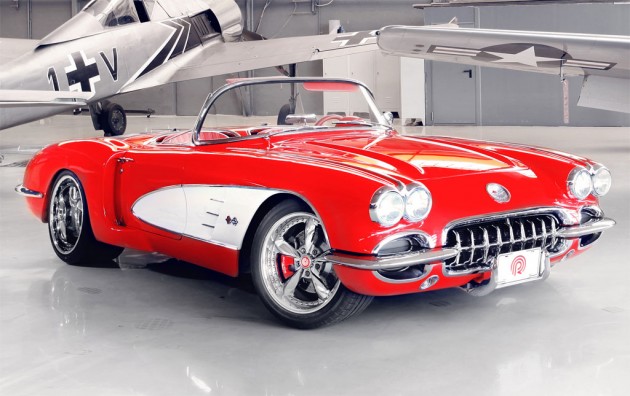 It features modern underpinnings wrapped in the beautiful old Corvette body