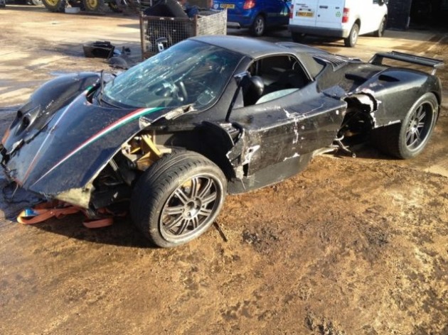Pagani Zonda Roadster crashed-side