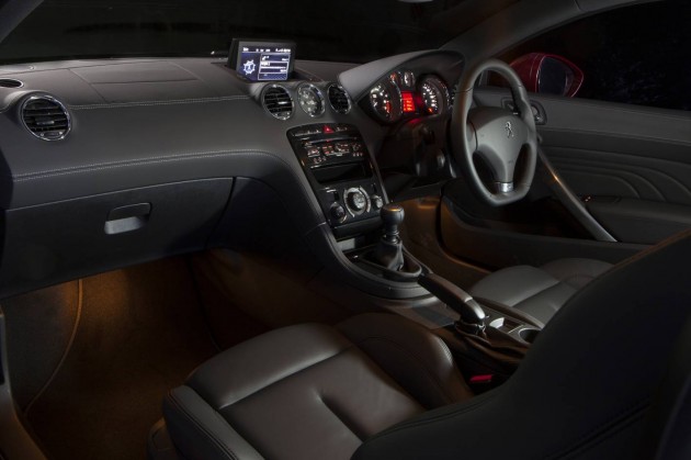 2013 Peugeot RCZ interior with sat-nav