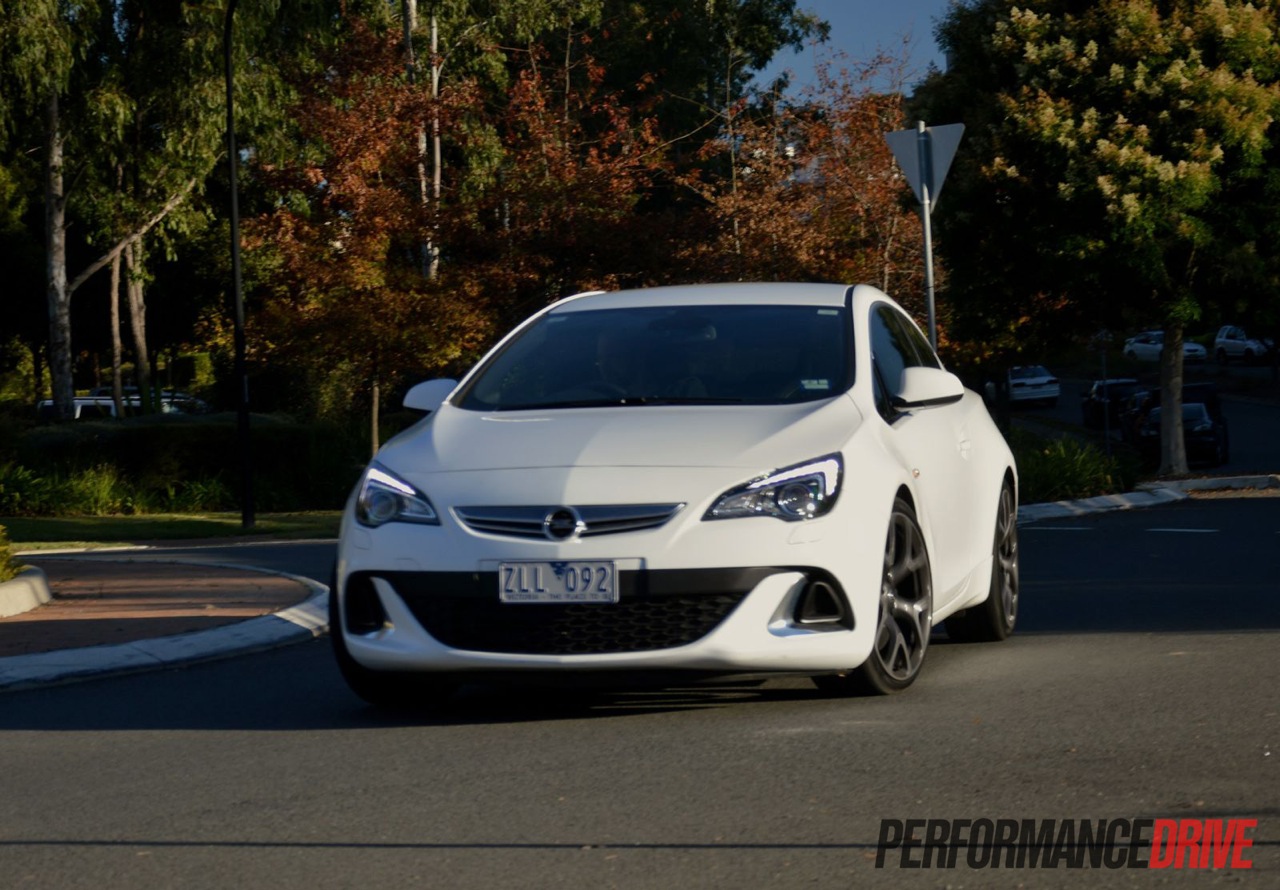 2013 Opel Astra OPC review (video) – PerformanceDrive