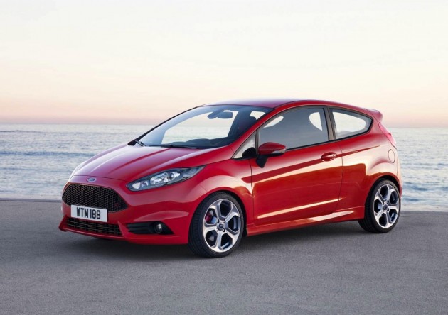 2013 Ford Fiesta ST-red