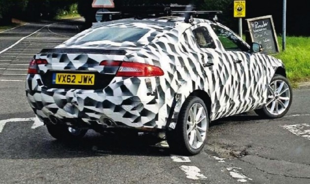 Jaguar XQ SUV-crossover prototype