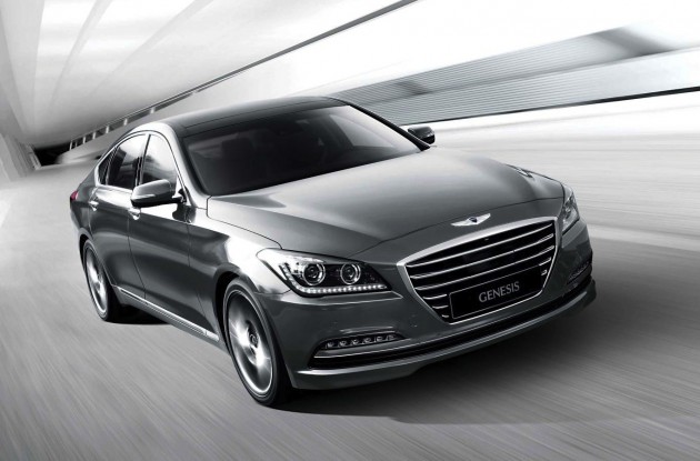 2015-Hyundai-Genesis-sedan-front