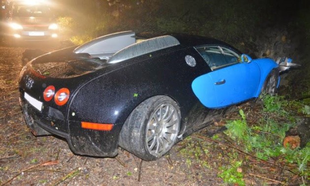 Bugatti Veyron crash in Austria-rear