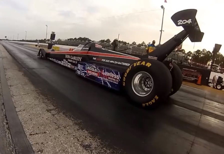 Don Garlits runs record quarter mile with electric dragster (video