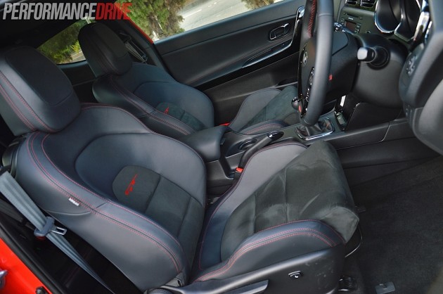 2014 Kia Pro_cee'd GT-seats