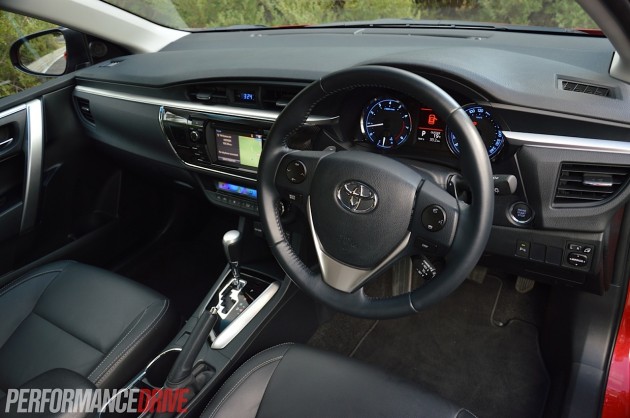 2014 Toyota Corolla ZR sedan-interior