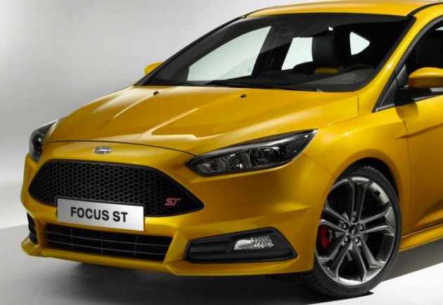 2015-Ford-Focus-ST-yellow