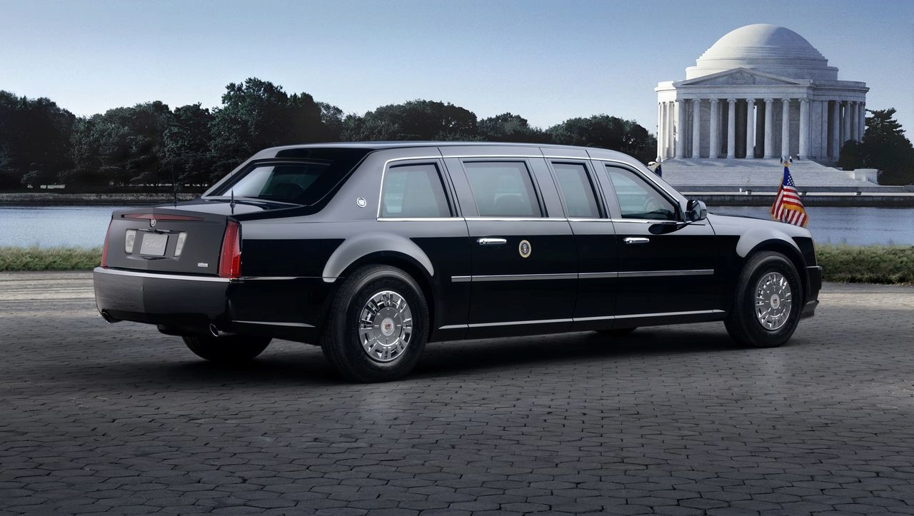 Obama-Cadillac-The-Beast-rear