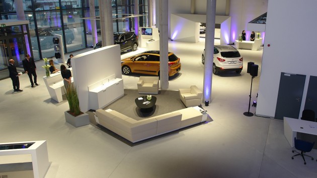 Hyundai showroom Frankfurt-3