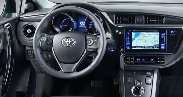 2016 Toyota Corolla hatch-interior