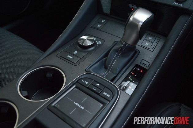 2015 Lexus RC 350 F Sport-touch pad