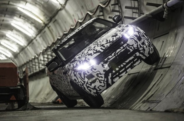Range Rover Evoque Convertible prototype-London tunnel
