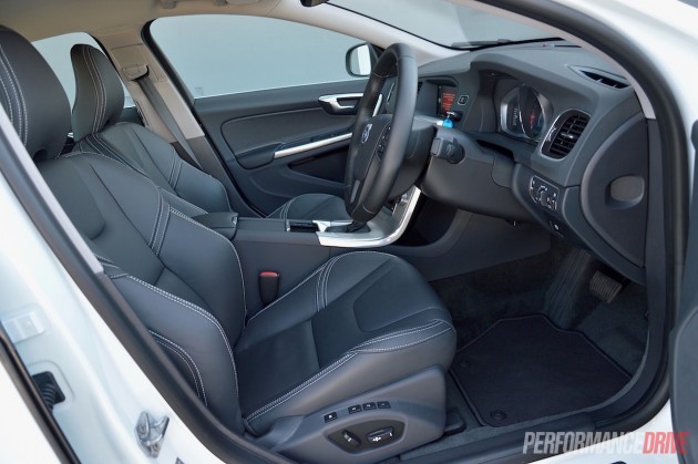 2015 Volvo S60 T4 Sprint Edition-front seats