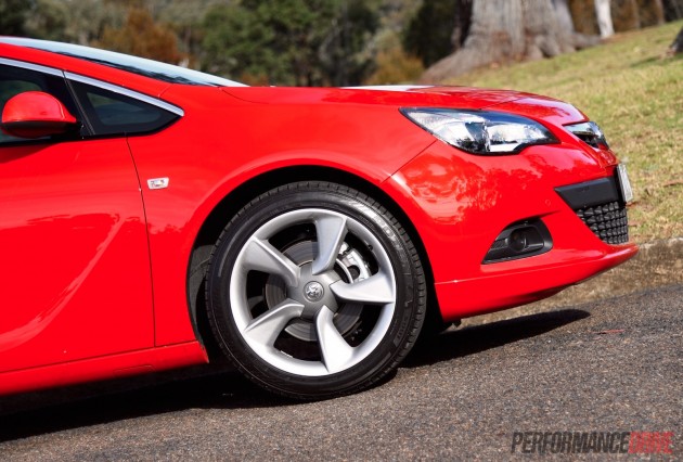 2015 Holden Astra GTC Sport-19in wheels