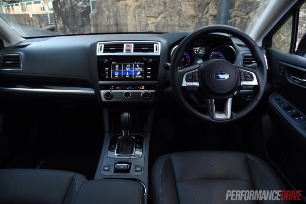 2015 Subaru Outback Premium dash
