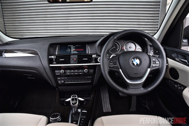 2015 BMW X3 xDrive30d-dash