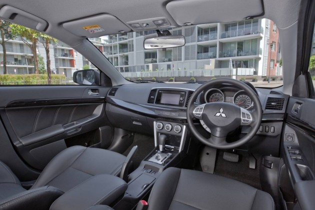 2016 Mitsubishi Lancer GSR-interior