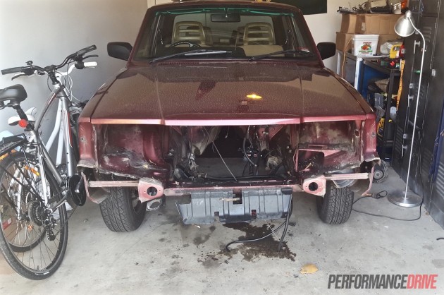 Volvo 240 GL-front end stripped