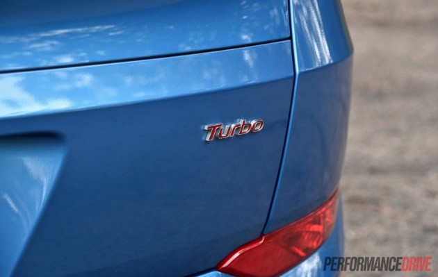 2015-Hyundai-Tucson-Elite-petrol turbo-badge