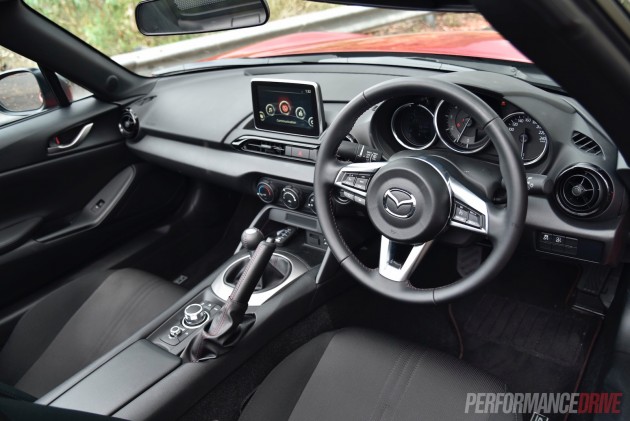 2016 Mazda MX-5 Roadster 2L-interior