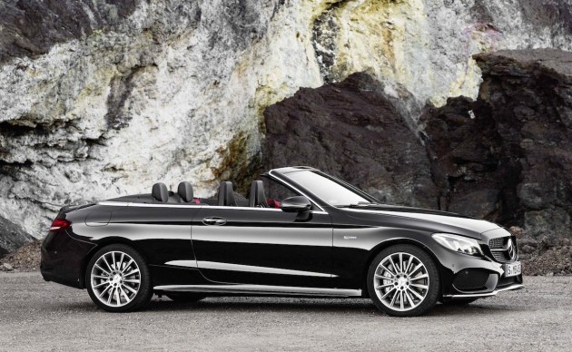 2016 Mercedes-AMG C 43 Cabriolet-roof down