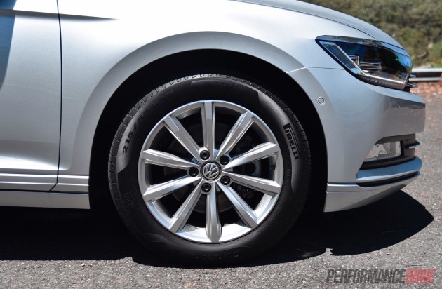 2016 Volkswagen Passat 132TSI Comfortline-wheels