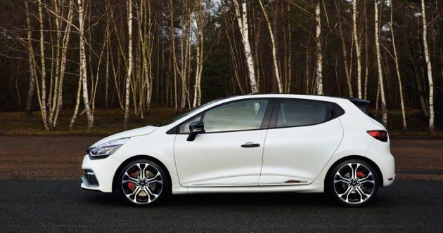 Best Sports Cars Under $40,000 Renault Clio RS 220