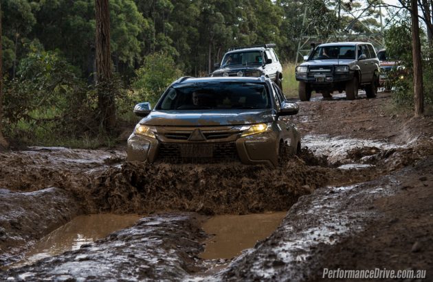 2016 Mitsubishi Pajero Sport Exceed-mud