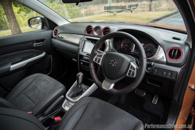2016 Suzuki Vitara S Turbo-interior