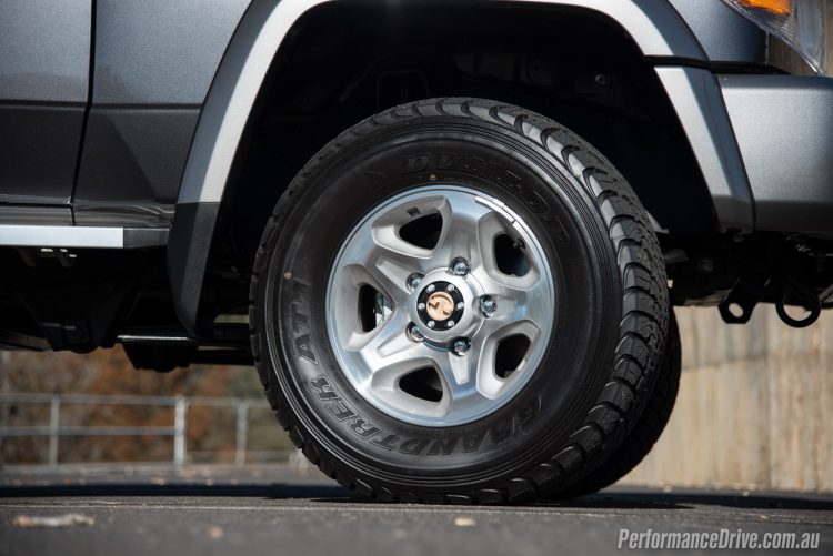 2016 Toyota LandCruiser 70-16in wheels
