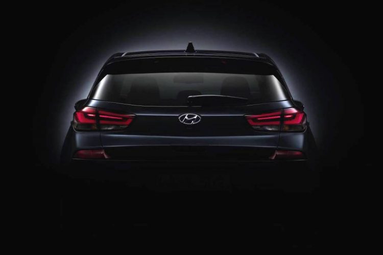 2017 Hyundai i30 teaser-rear