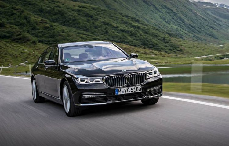 BMW 740e iPerformance-front