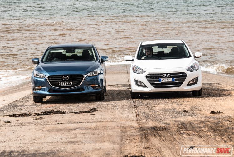 2017-mazda3-vs-hyundai-i30-12