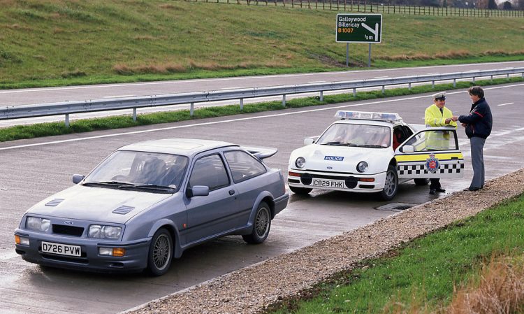 uk-police-ford-rs200