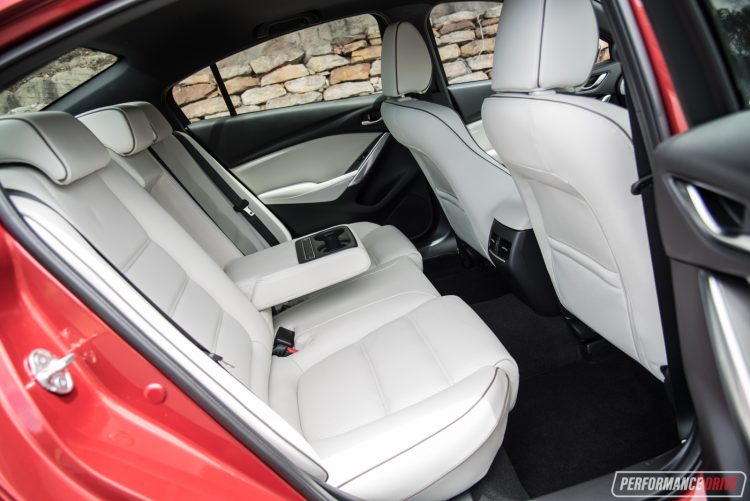 2017-mazda6-atenza-rear-seats