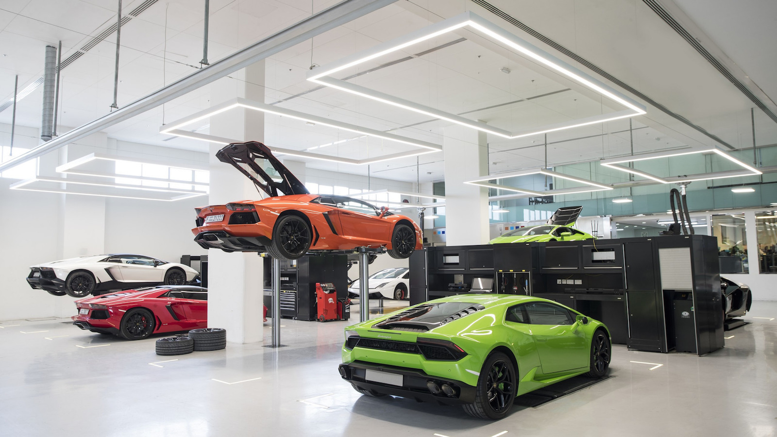 opens epic showroom in Dubai, biggest in the world