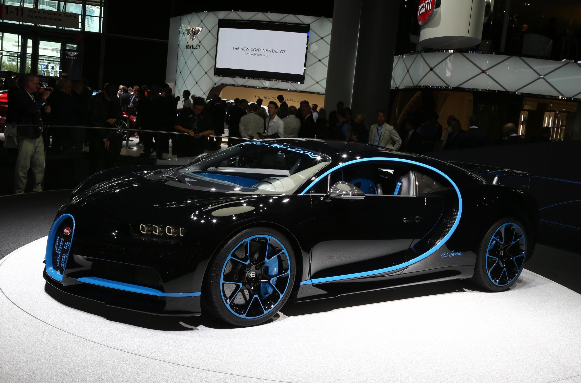 luisteraar stroomkring Oproepen Bugatti Chiron '42' special edition celebrates 0-400-0km/h record (video) -  PerformanceDrive