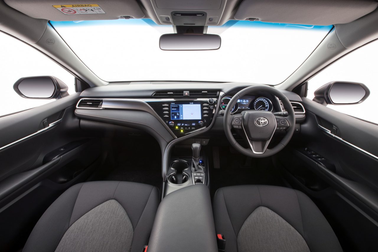 2018 Toyota Camry Ascent Sport interior 1280x854
