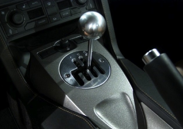 Lamborghini ending manual transmission option - PerformanceDrive