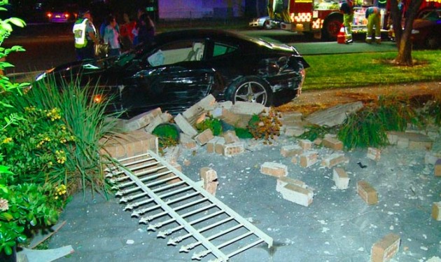 Ferrari 612 Scaglietti Crash In Sydney 2 Injured