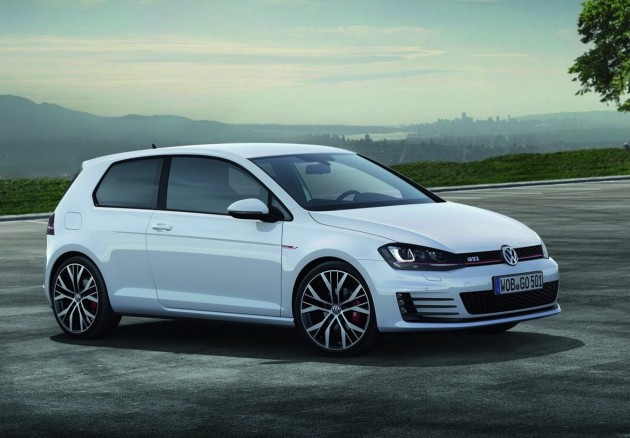 2014 Volkswagen Golf GTI Mk7 revealed in full – PerformanceDrive