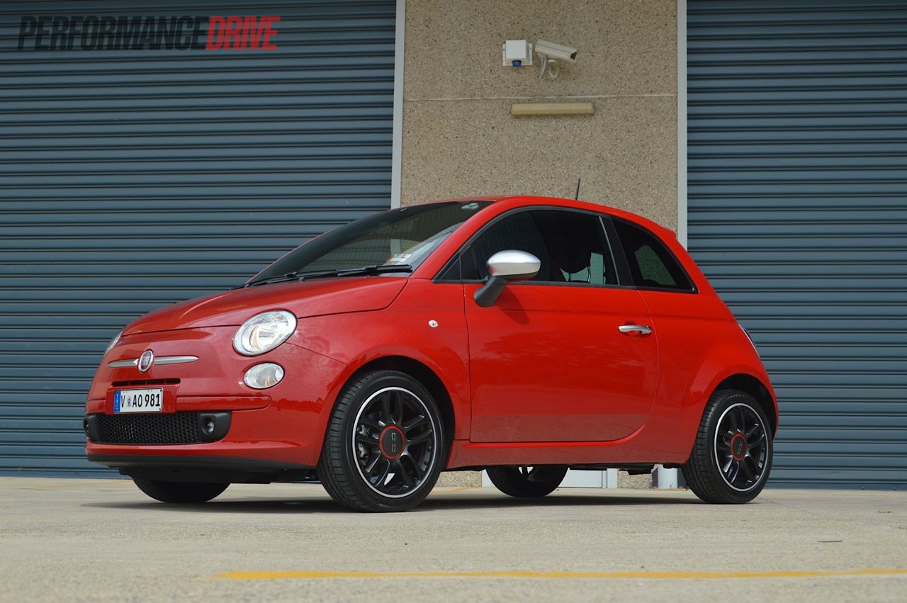 2013 Fiat 500 TwinAir review (video)