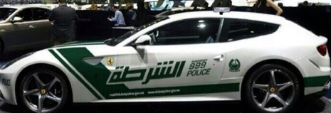 Ferrari FF police car Dubai-side