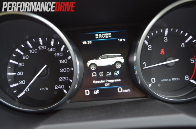 2012 Range Rover Evoque Pure SD4 dash Terrain Response display