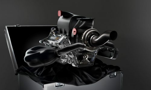 2014 Renault F1 1.6 V6 engine unveiled (video)