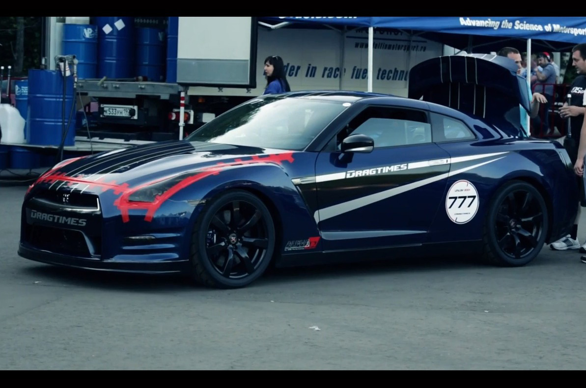 Video: 1267kW AMS Nissan GT-R breaks one-mile speed record