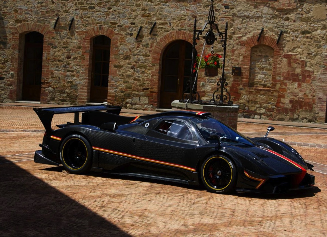 Pagani zonda максимальная скорость