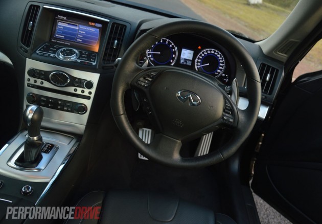 2013 Infiniti G37 S Premium Coupe interior