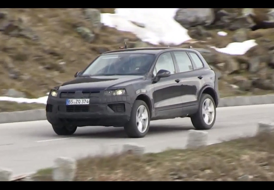 Video: 2015 Volkswagen Touareg prototype spotted